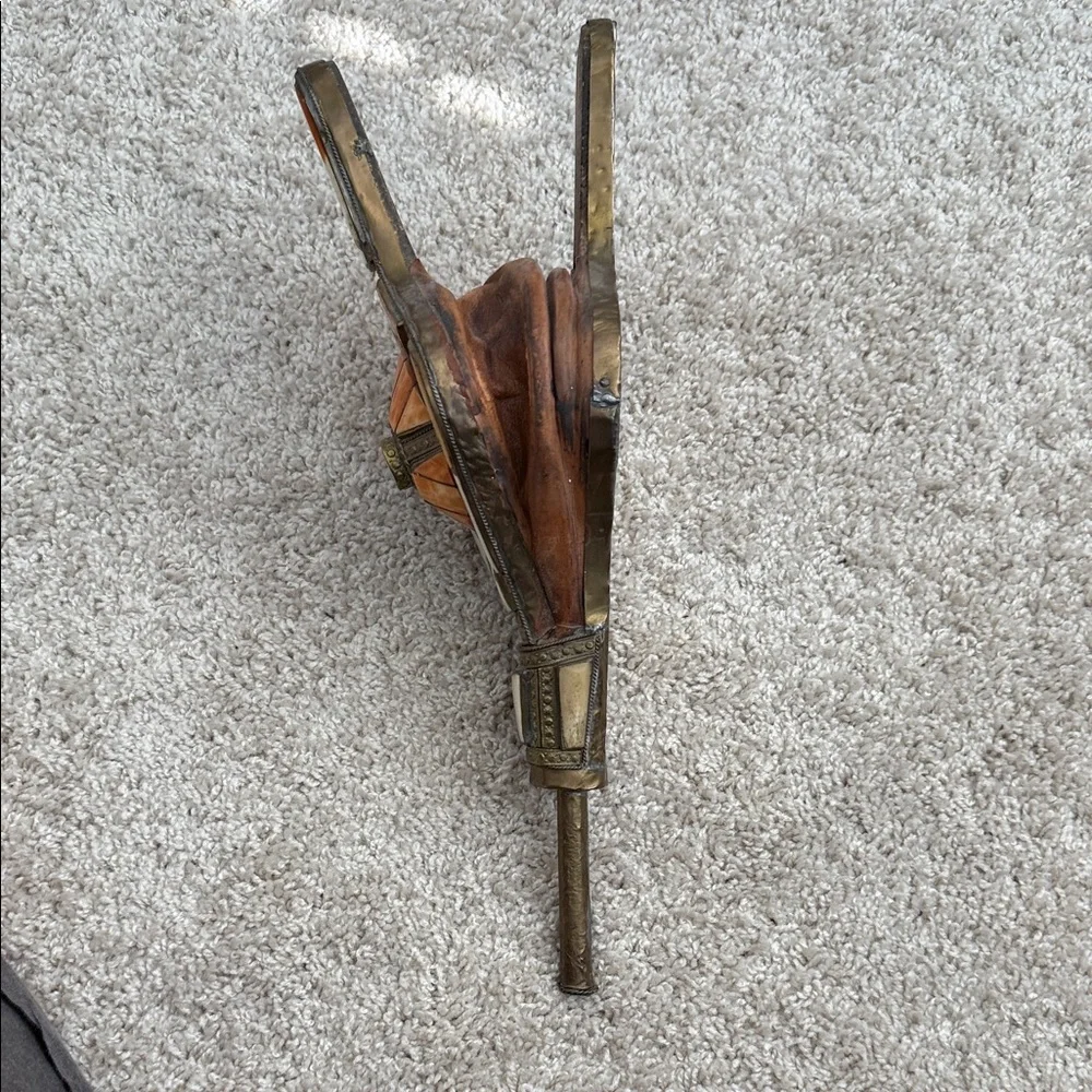 Artistic Antique Bellows Stones with leather sides - Picture 3 of 9